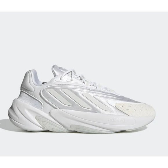 ADIDAS OZELIA women white leather shoes size 7.5